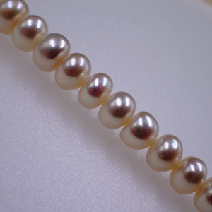 Freshwater Cultured White Rondelles Pearls 8mm